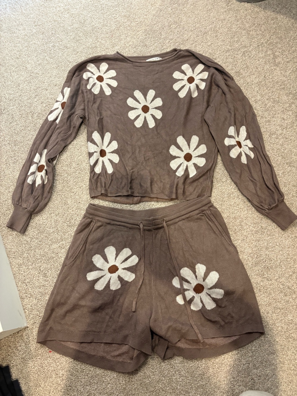 Cozy Daisy Knit Lounge Set - Brown